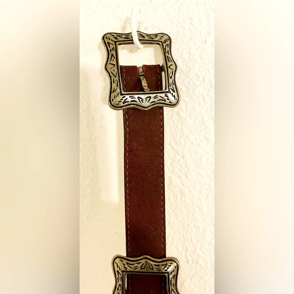 Leather Western-Style Women's Belt with Decorative Buckles - Brown